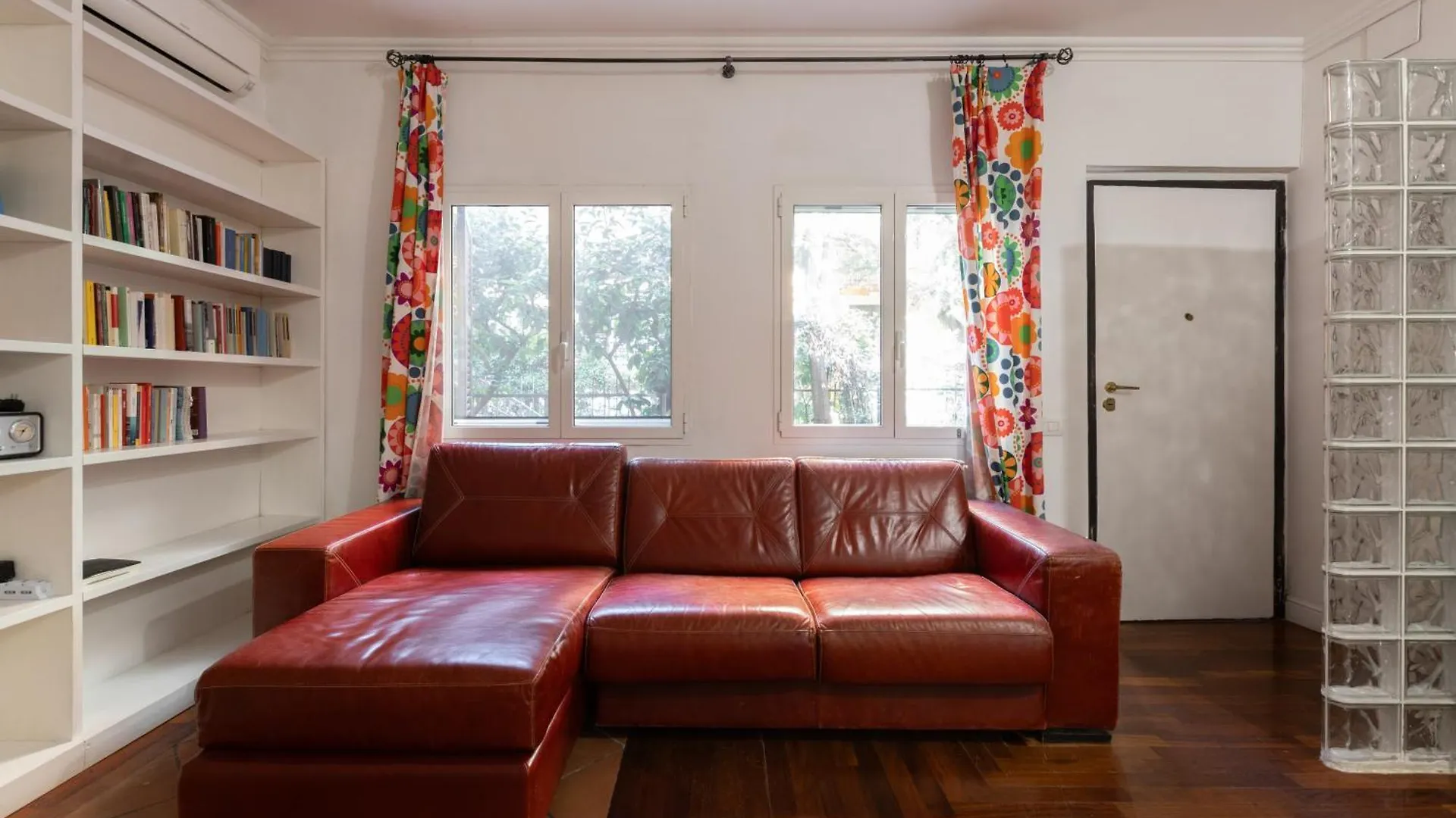 Elegant Apartment In Trastevere Rome