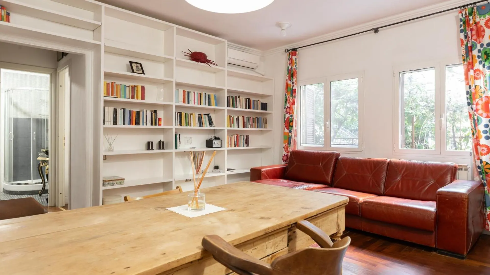 Elegant Apartment In Trastevere Rome