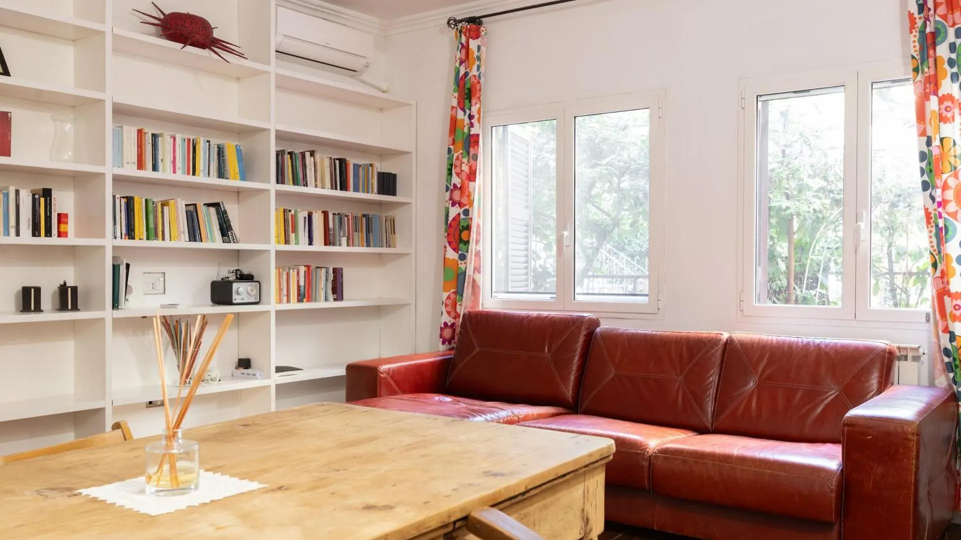 Elegant Apartment In Trastevere Rome